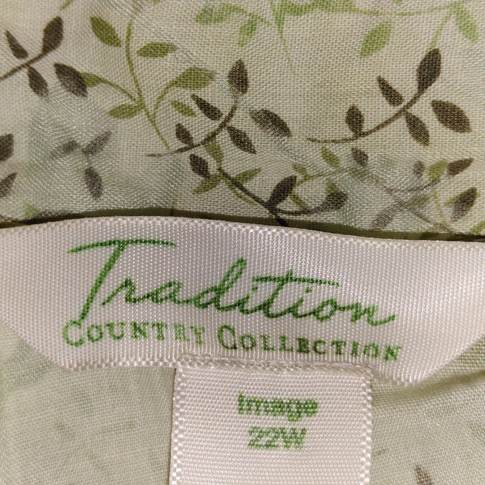 Tradition Country Collection Blouse - Picture 2 of 9